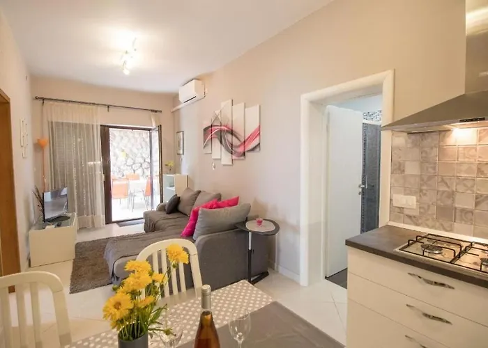 公寓 Serdo 洛夫兰